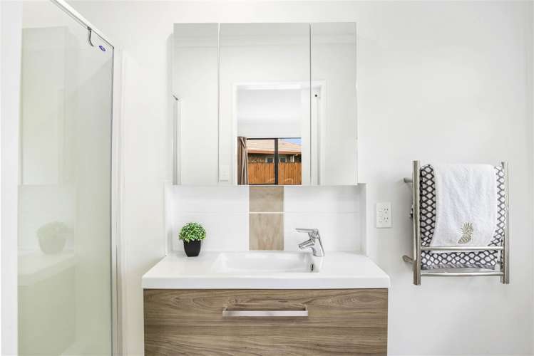 61 Diomede Glade Flagstaff_10