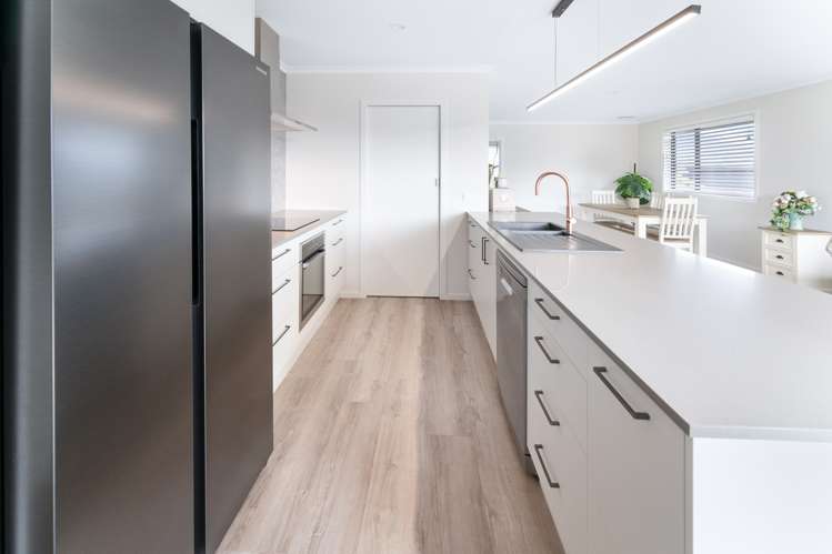 66 Katania Heights Brightwater_5