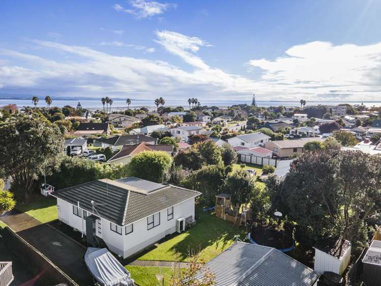 7 Leaming Place Clarks Beach_26