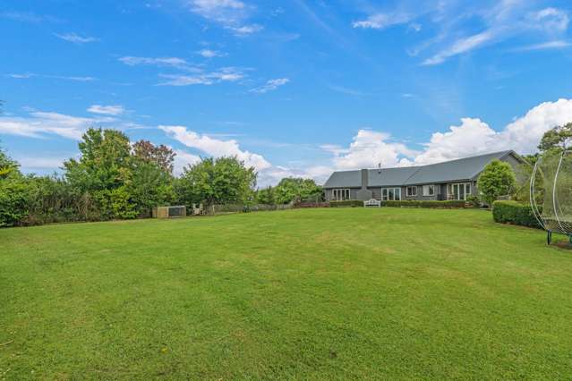 76 Polson Hill Drive Aokautere_1