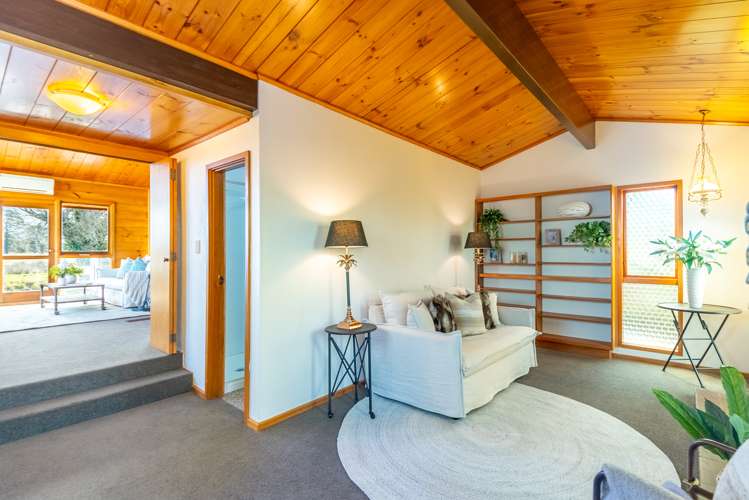 95 Dunns Avenue The Pines Beach_9