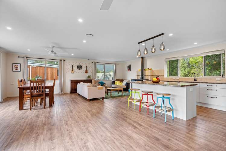 6 Tavinor Road Otaika Valley_9