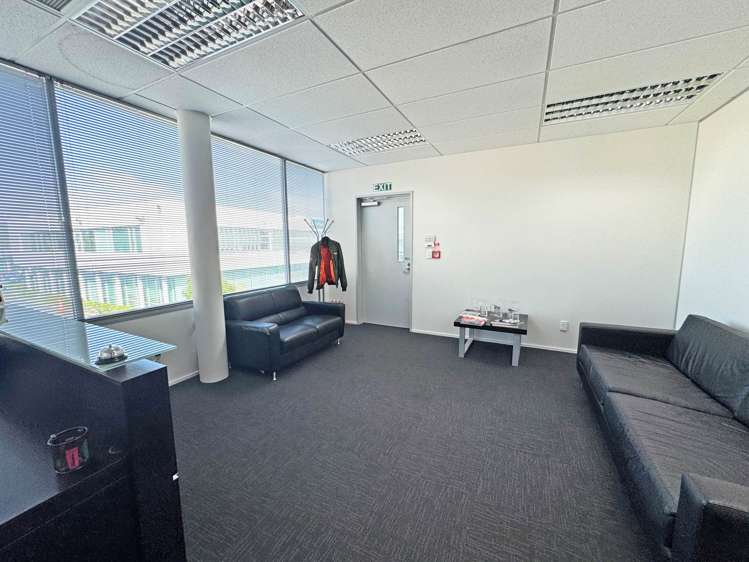 Unit G4/27-29 William Pickering Drive Rosedale_2