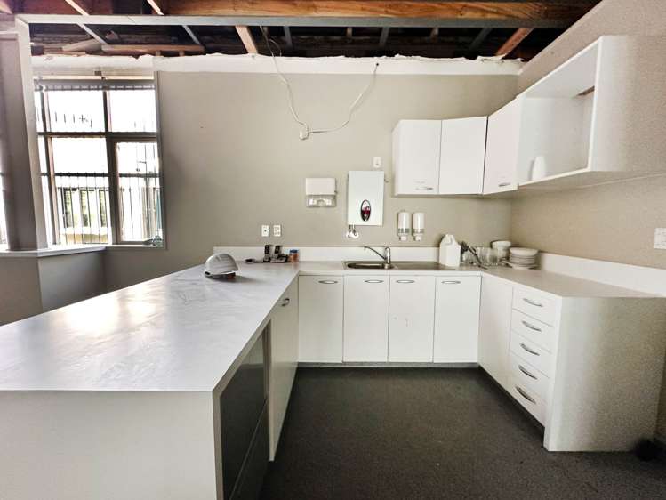 298-300 Broadway Newmarket_5