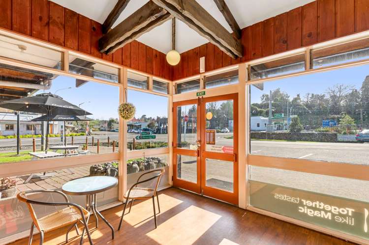 2 High Street Hunterville_17