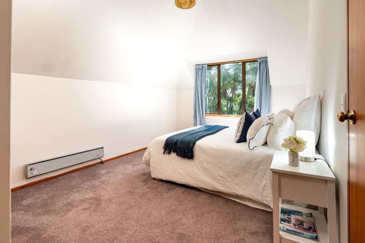 2/10 Paeroa Street Newtown_9