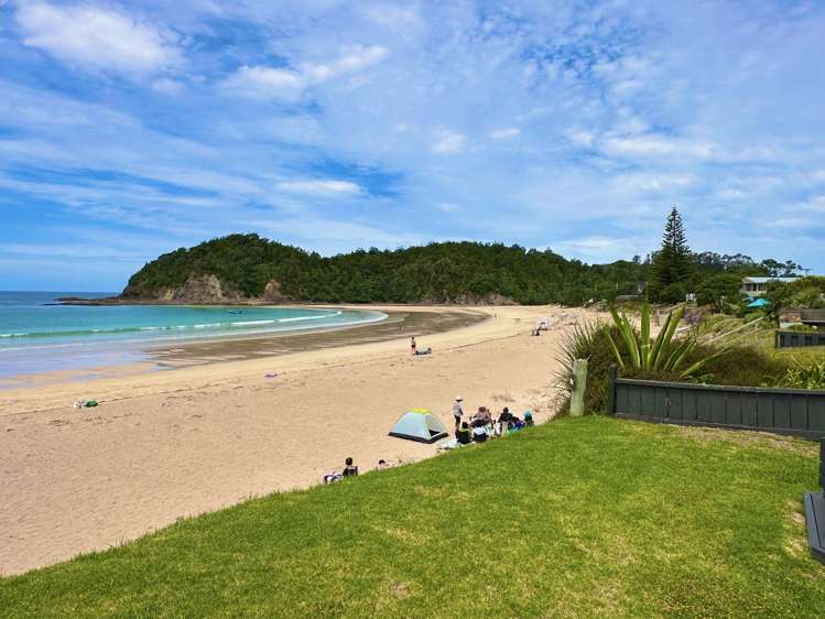 27 Waetford Road Matapouri_8