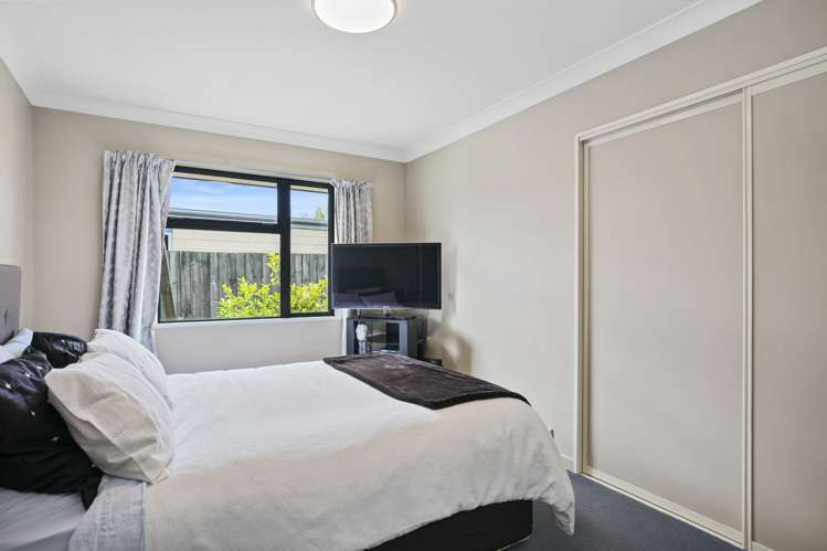 63a Birchfield Avenue Dallington_16