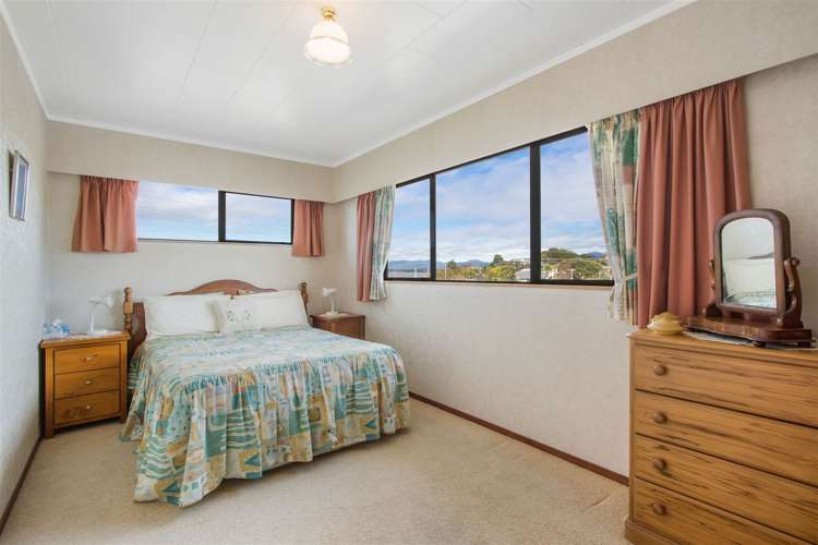 46 Roretana Drive Athenree_9