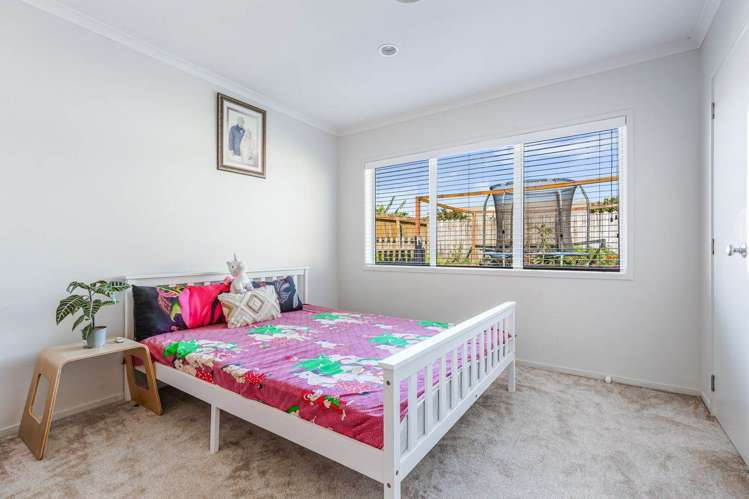 25 Carrick Glen Avenue Flat Bush_10