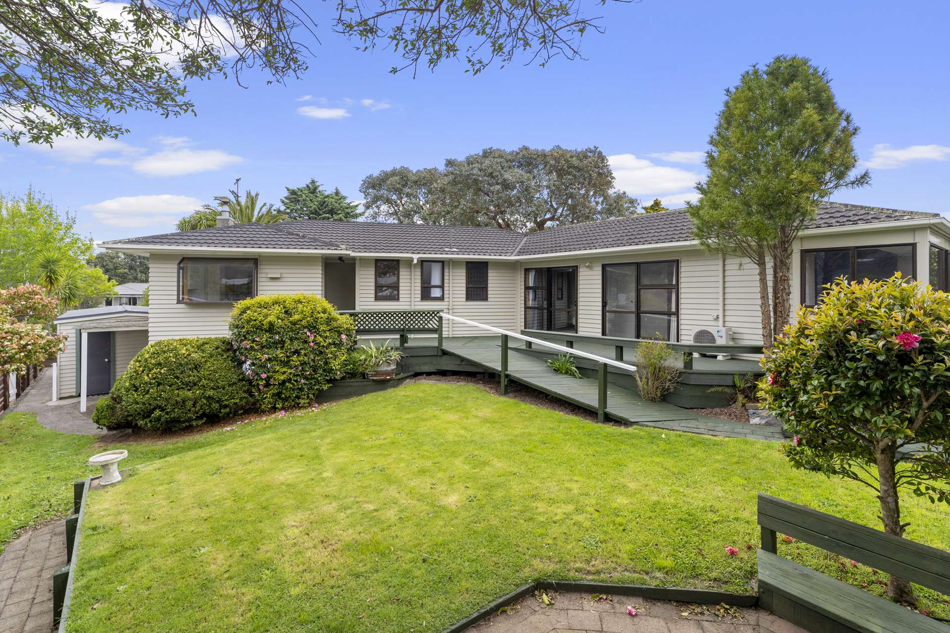 9 Konini Grove Raumati Beach_0