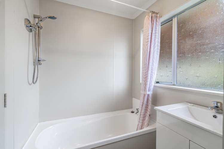 2/66 Bowmont Street Appleby_8