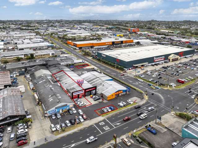 Wairau Valley Road front 453sqm retail for lease
