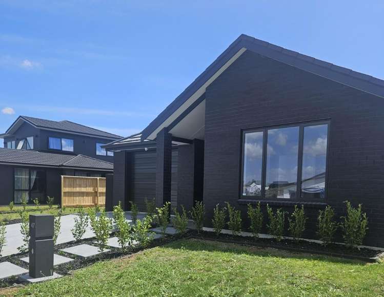 47 Metoriti Crescent Karaka_0