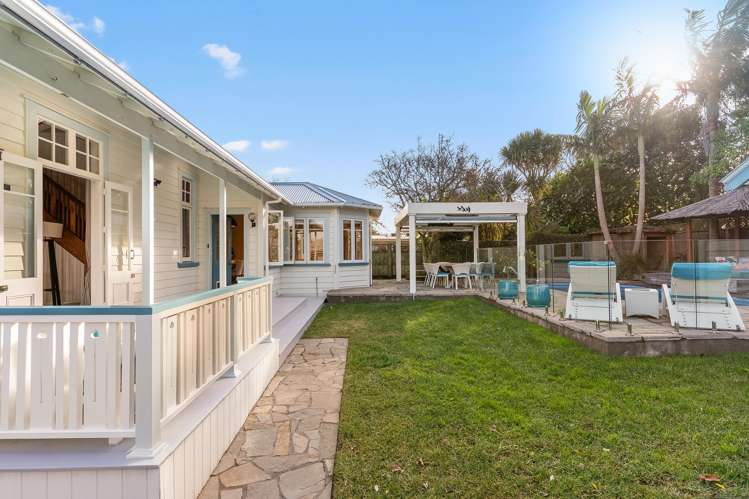 1 Plunket Road Mount Eden_13