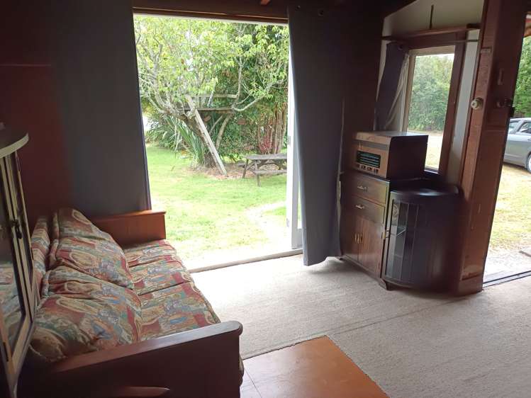 18 Mcgill Street Waimangaroa_5