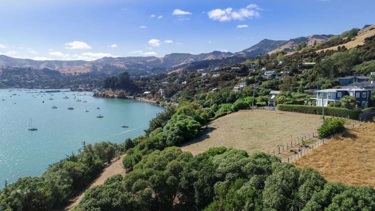 261 Beach Road Akaroa_8