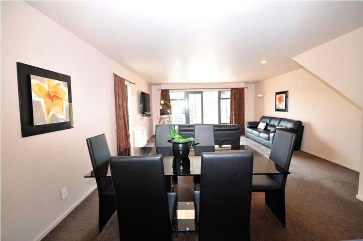 93 Charles Street Blenheim Central_6