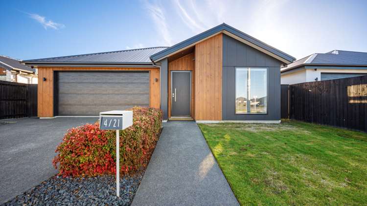 4/21 Blakes Road Belfast_1