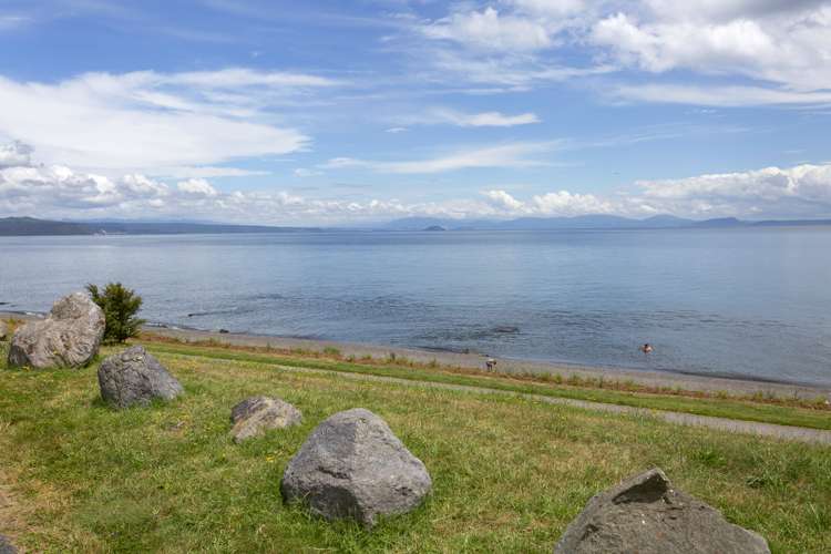 1/70 Logan Avenue Wharewaka_28