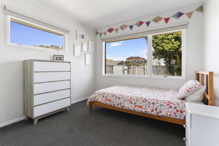 39 Meadway Sunnyhills_9