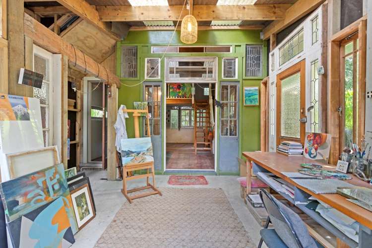 1157 Old North Road Helensville_15