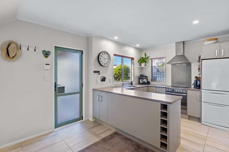1/98b Manuka Road Bayview_9