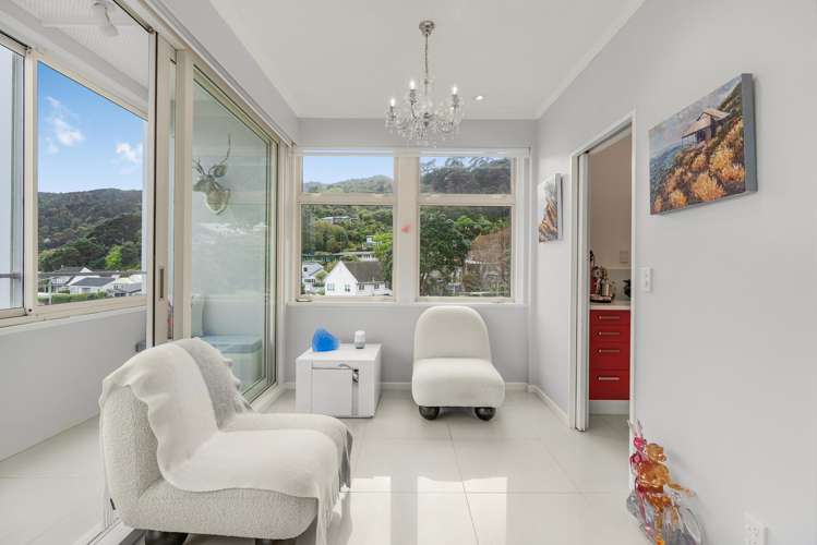 2/4 Gill Road Eastbourne_7