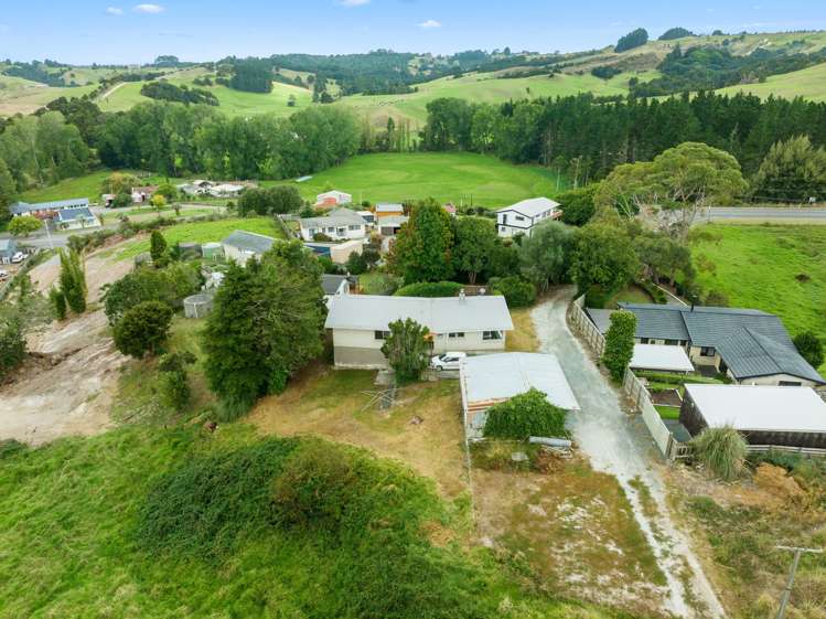 7 Skelton Crescent Paparoa_20