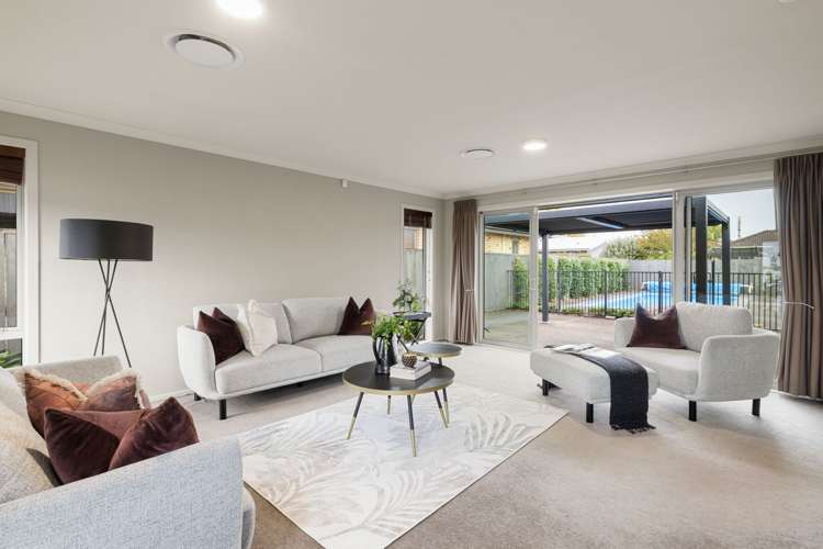 5 Camberley Way Huntington_9