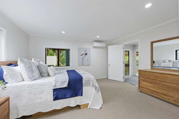 86 Beach Road Mellons Bay_13