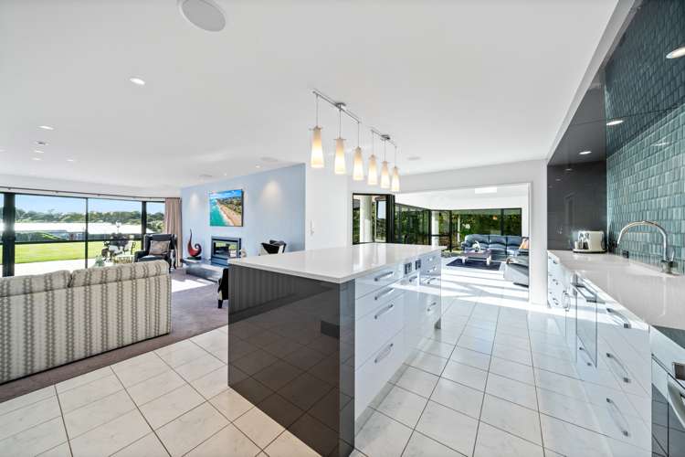 91 Dunns Road Otatara_48