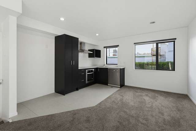 10/11 Gordon Place Newtown_2