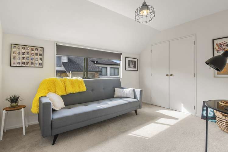 2/12 Patons Road Howick_11