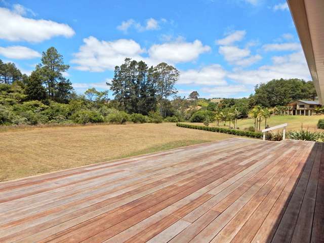 22 Riverbank Road Otaki_2