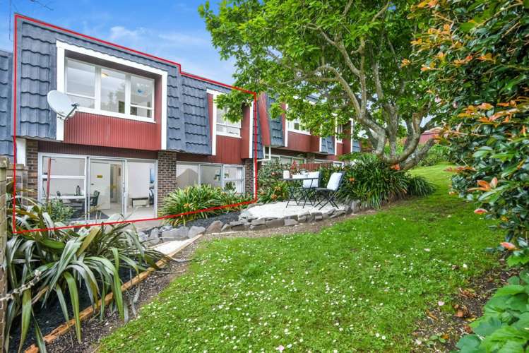 2/32 Lochiel Road Remuera_1