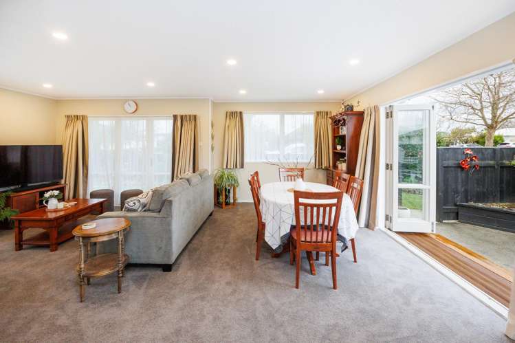 644 Featherston Street Roslyn_12