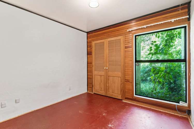 31 Cascade Road Bombay_14