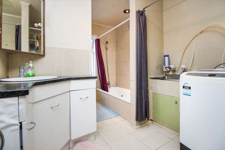 2/15a Macmurray Road Remuera_14