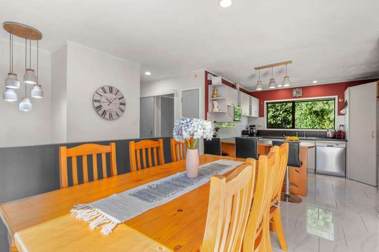 11 Hoylake Place Wattle Downs_7