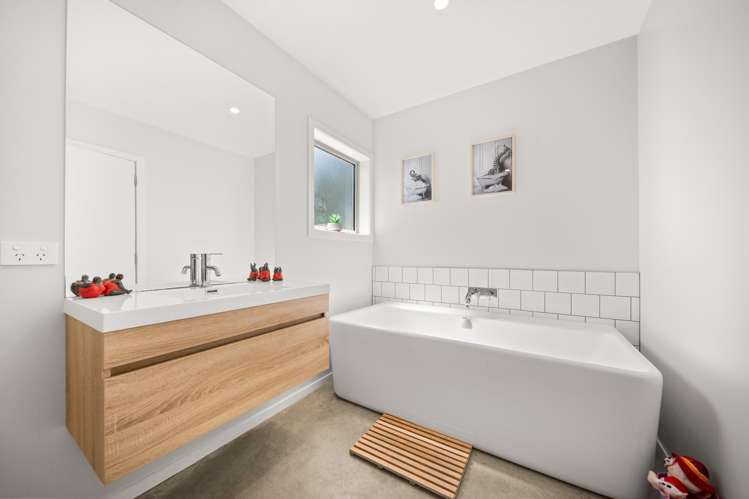 7 Craigmillar Street Solway_23