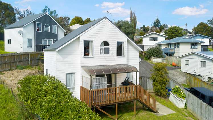 19 Lilburn Crescent Massey_15