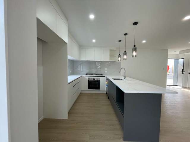 16A Janome Place Bucklands Beach_3
