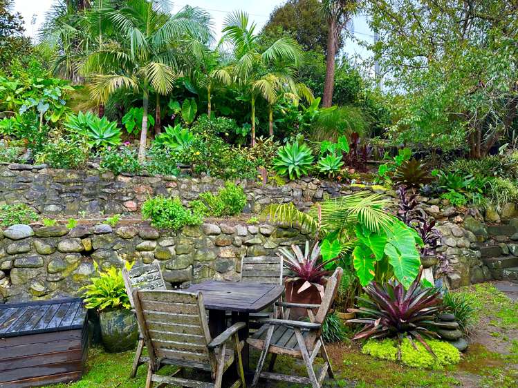 16 Otuturu Crescent Thames_10