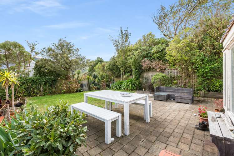 9 Indira Place Khandallah_2