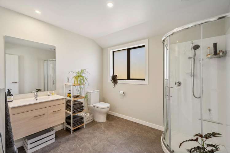 6 Shiel Street Glenorchy_16