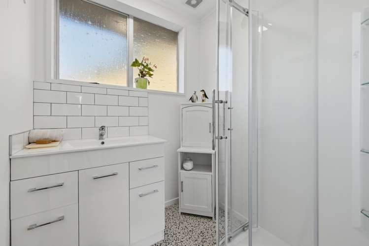388B Kaikorai Valley Road Bradford_15