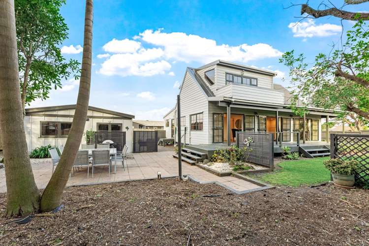 19 Crampton Court Orewa_3