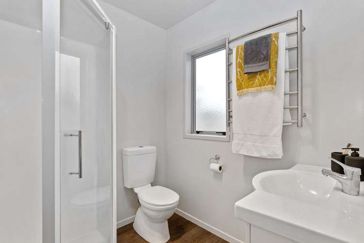 27D Greensboro Street Hamilton East_2