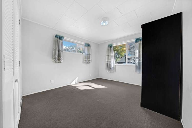 93 Flat Bush Road Clover Park_16